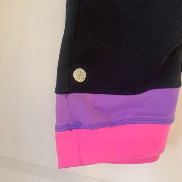 SOLDD!!! LITTLE GIRLS FLARE YOGA LEGGING - Picture 3 of 4